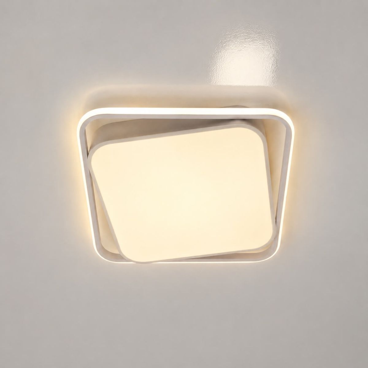 Світлодіодна стельова люстра 140 Wt квадратної форми до 25м² Simple Forms (8810-500S WH, 140W)