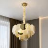 Класична люстра з декором 60 см у кольорі золото (21822/600GD)