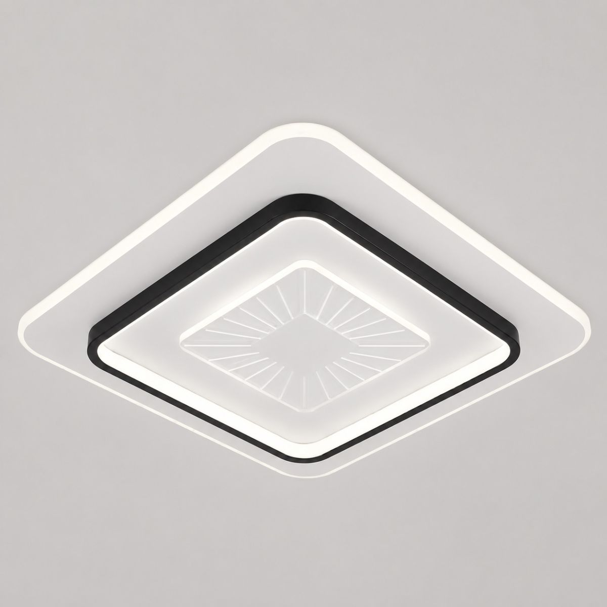 Стельова LED-люстра до 18м² з пультом 118 Вт Чорний/Білий (SY-16080/500 BK+WH)