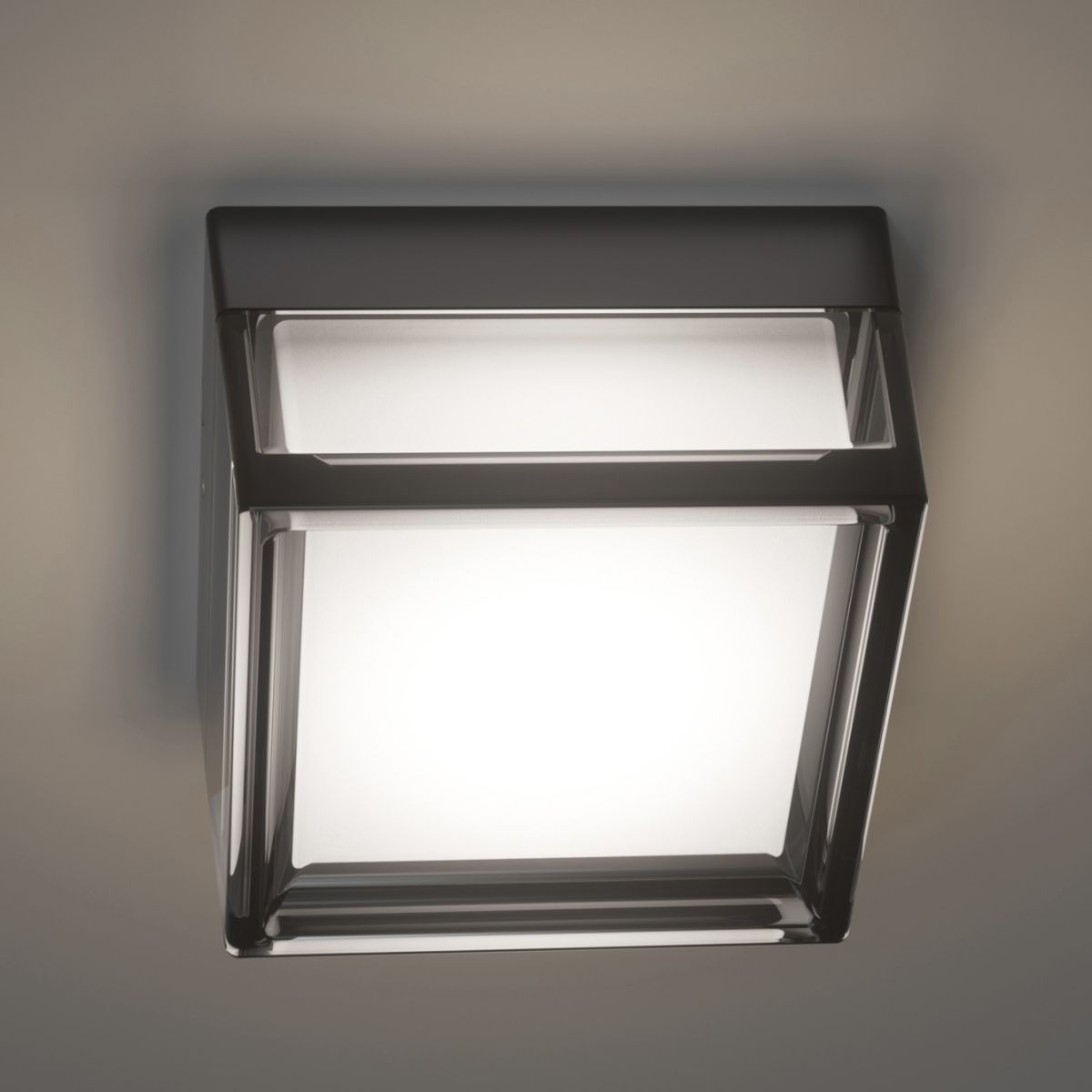 Вуличний накладний LED-світильник чорний IP65 9W VIDEX (BHD02)