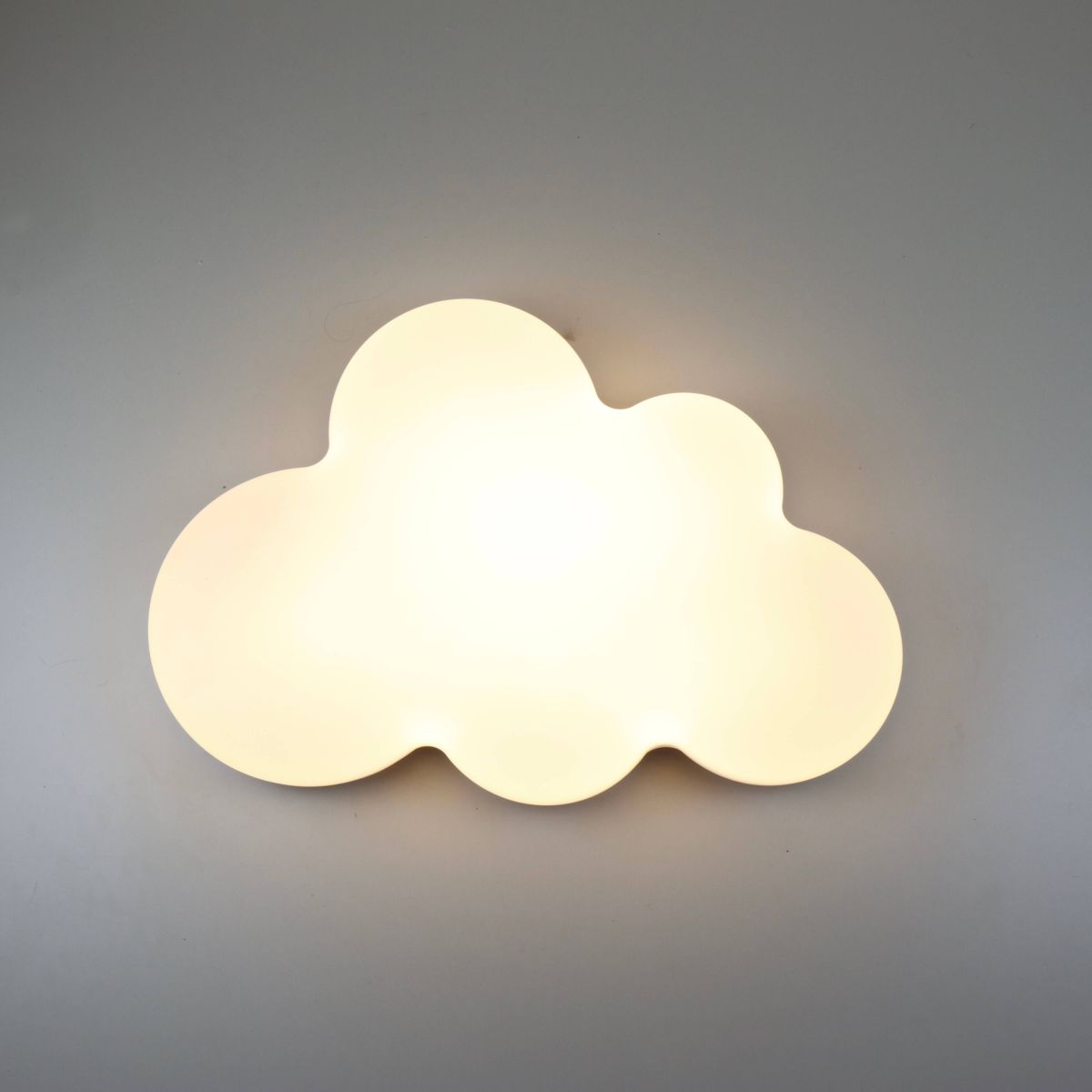 Дитяча LED люстра-хмаринка до 15м² з пультом керування 60 на 40 см