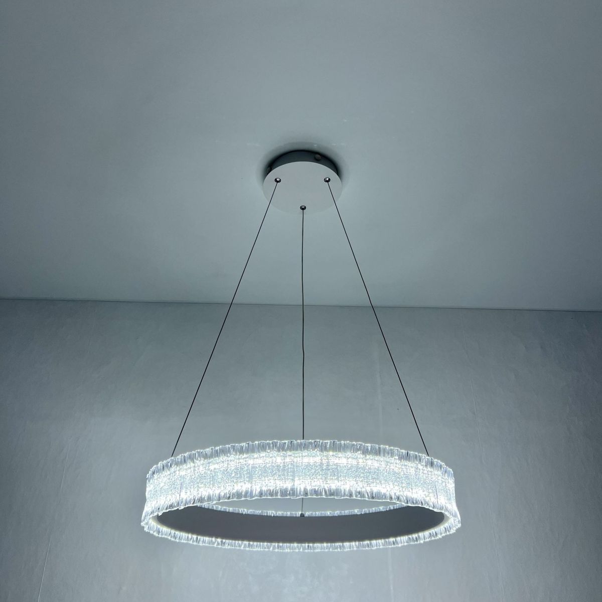 Підвісна Led люстра біле кільце до 20 м² ERIKA 65W R485 WHITE (з пультом)