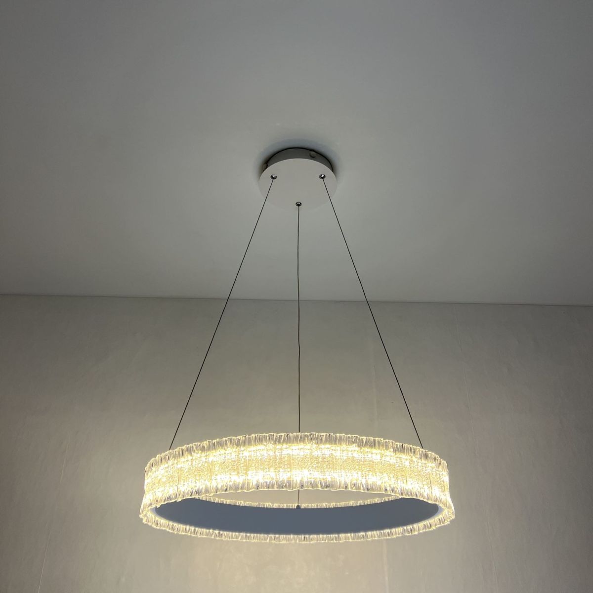 Підвісна Led люстра біле кільце до 20 м² ERIKA 65W R485 WHITE (з пультом)