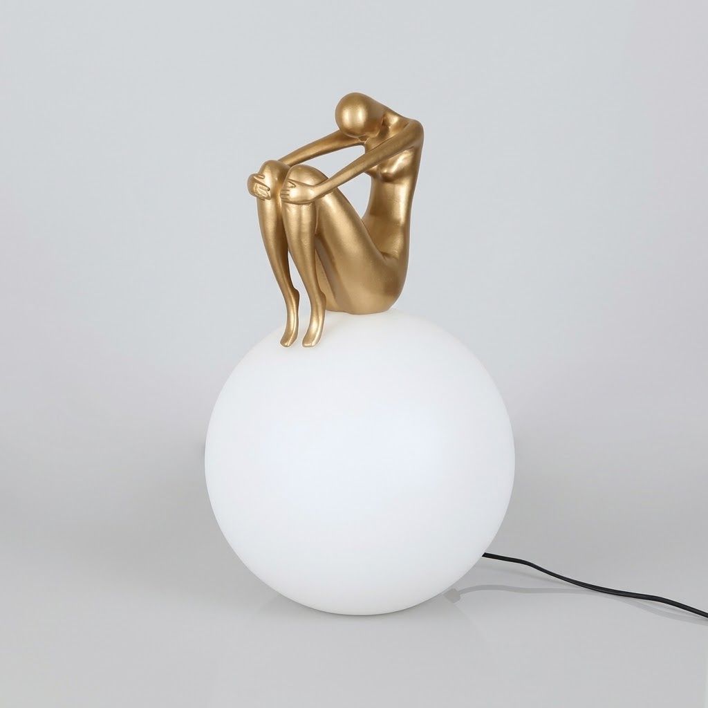 Дизайнерська настільна лампа Abstract Character Gold з білим плафоном (999002 GD)