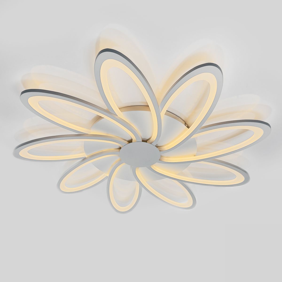 Стельова Led люстра білого кольору до 30м² у формі квітки Fiore di Luce Lorena (LORENA 198W)