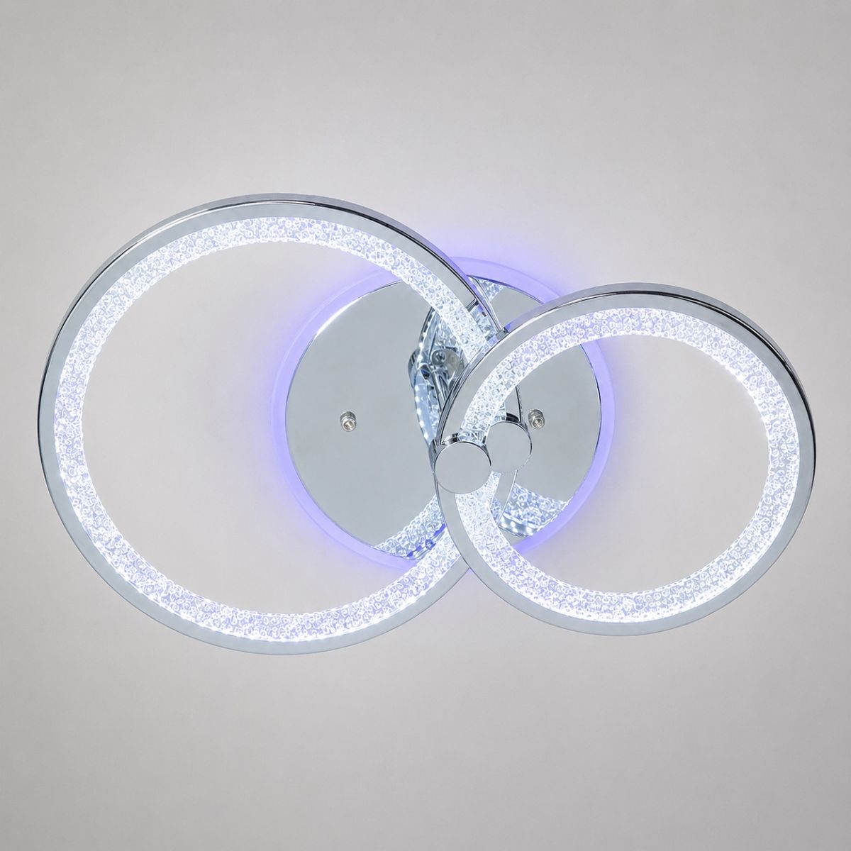 Срібна світлодіодна Led-люстра з пультом для приміщень до 15 м²