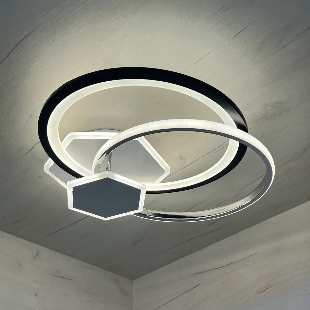 Стельова LED-люстра до 20м² з пультом 120 Вт ( Білий/Чорний/Хром) P5-YH467