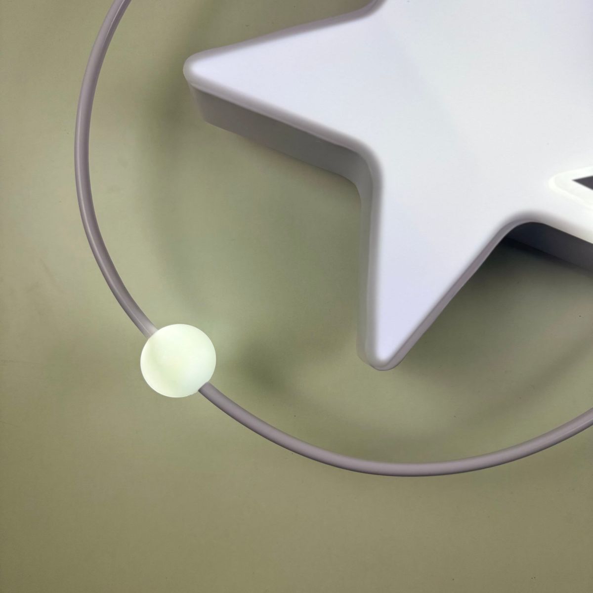 Світлодіодна стельова Led люстра до 18м² з ефектом зірок Cosmo (A27-500 WT, 100W)