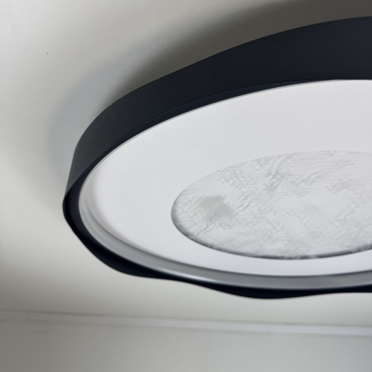 Світлодіодна Led люстра 100 Wt кругла до 20м² Marble (A3092-500 BK+WH)