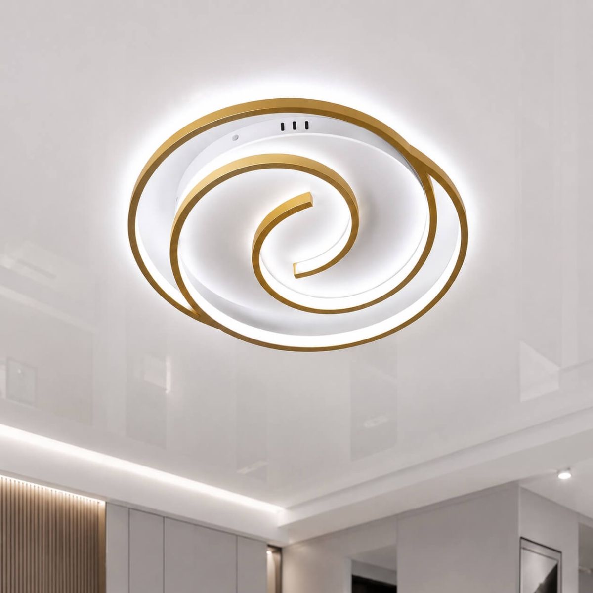 Світлодіодна LED люстра 75W Monica для вітальні та спальні з пльтом (золото+білий) AL6116ARD