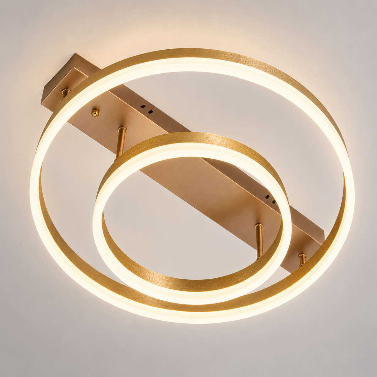 Світлодіодна Led люстра до 16м² золотому корпусі з пультом (Orbital Gold Dimmer 2537G dimmer)