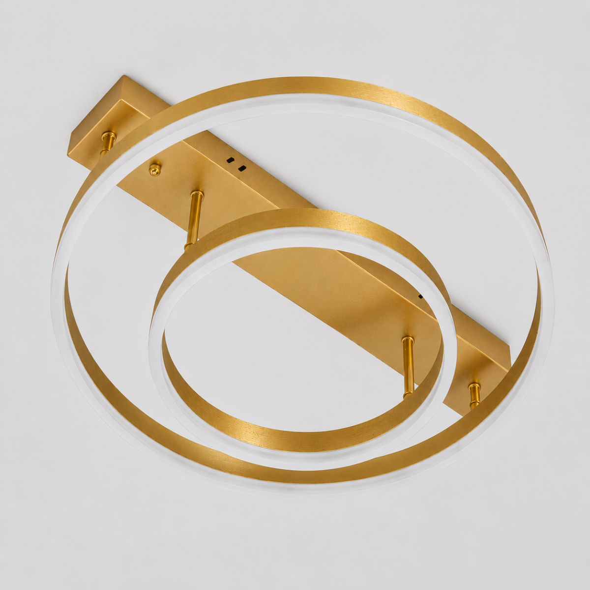 Світлодіодна Led люстра до 16м² золотому корпусі з пультом (Orbital Gold Dimmer 2537G dimmer)